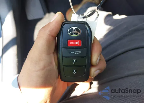 2024 Toyota Corolla Hybrid Se from USA, damaged, VIN JTDBCMFE0R3038432